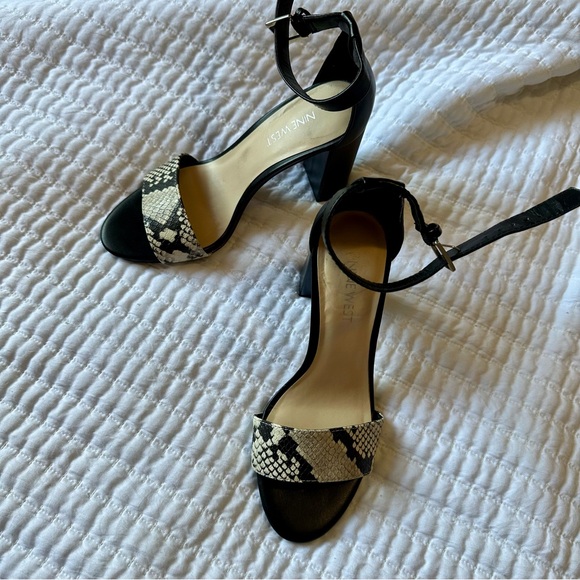 Nine West snake print heels - Picture 3 of 4